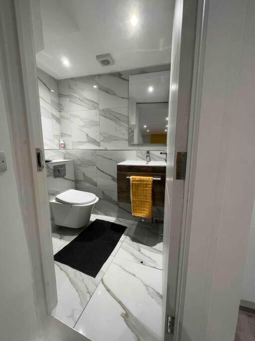 Stunning 3Br Maisonette In Brixton Londra Esterno foto