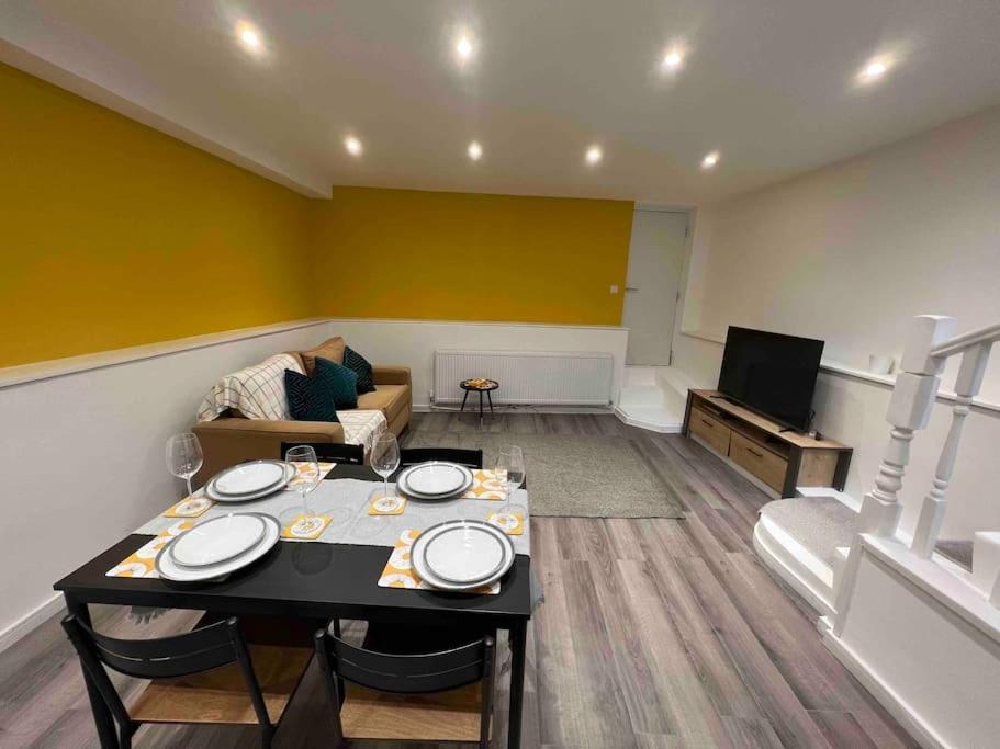 Stunning 3Br Maisonette In Brixton Londra Esterno foto